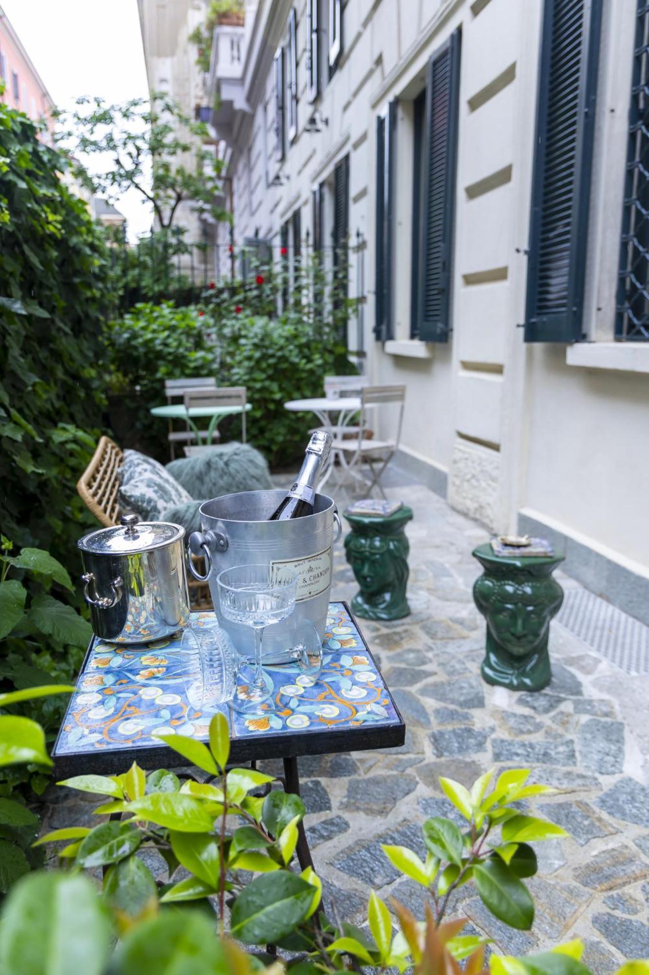 Luxury Bohemian Suite With Private Garden In Μιλάνο Εξωτερικό φωτογραφία